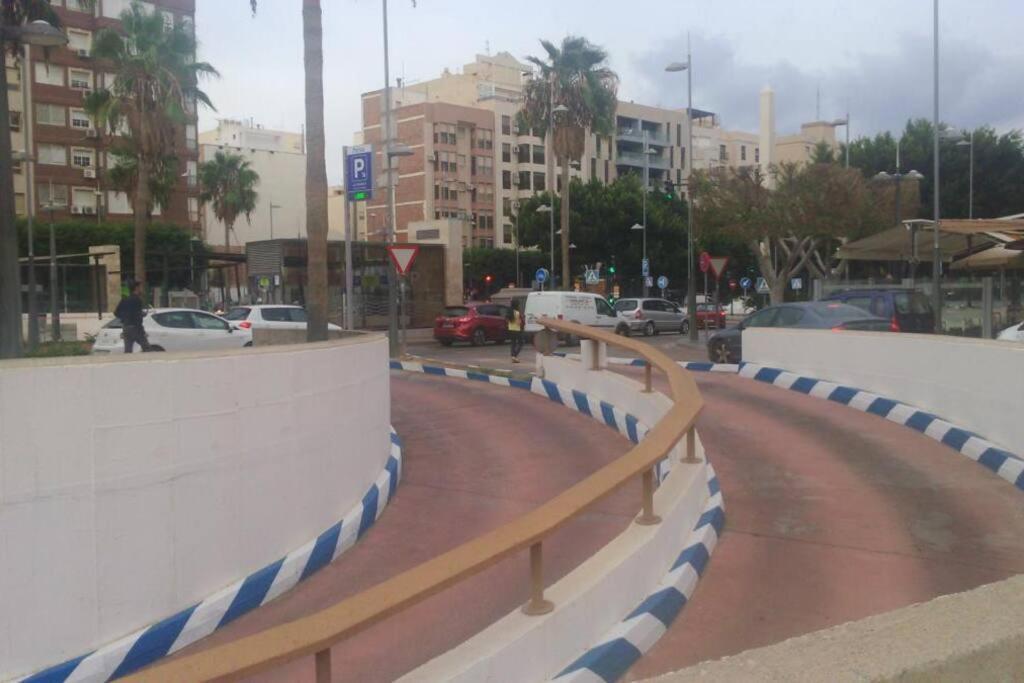 Precioso Piso En Almeria Centro Con Parking Gratis Exteriör bild